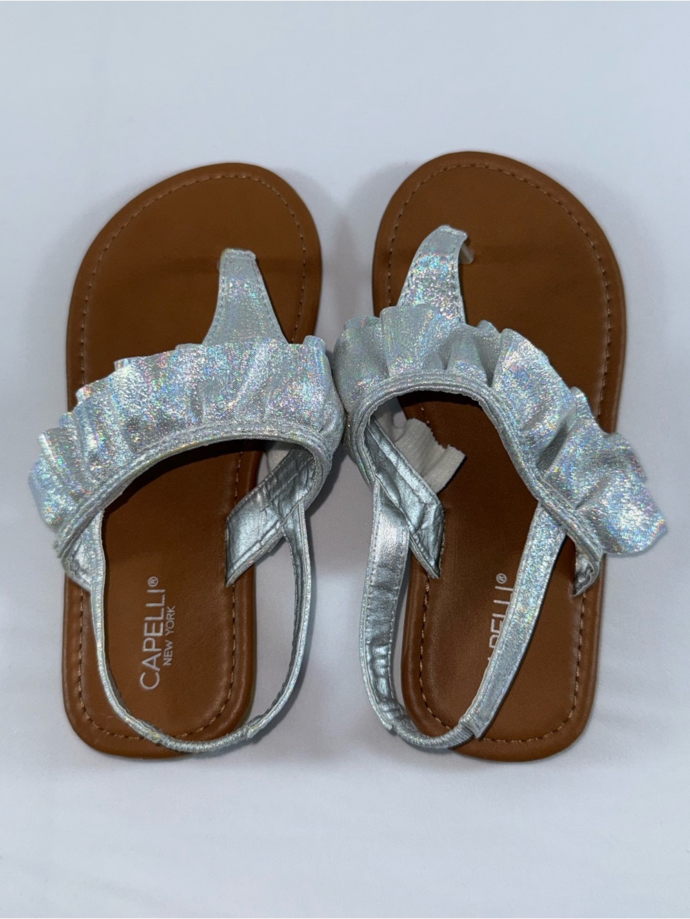 NWOT-Capelli New York Girl’s Size 1 Silver Shimmer Ruffle Flat Sandals